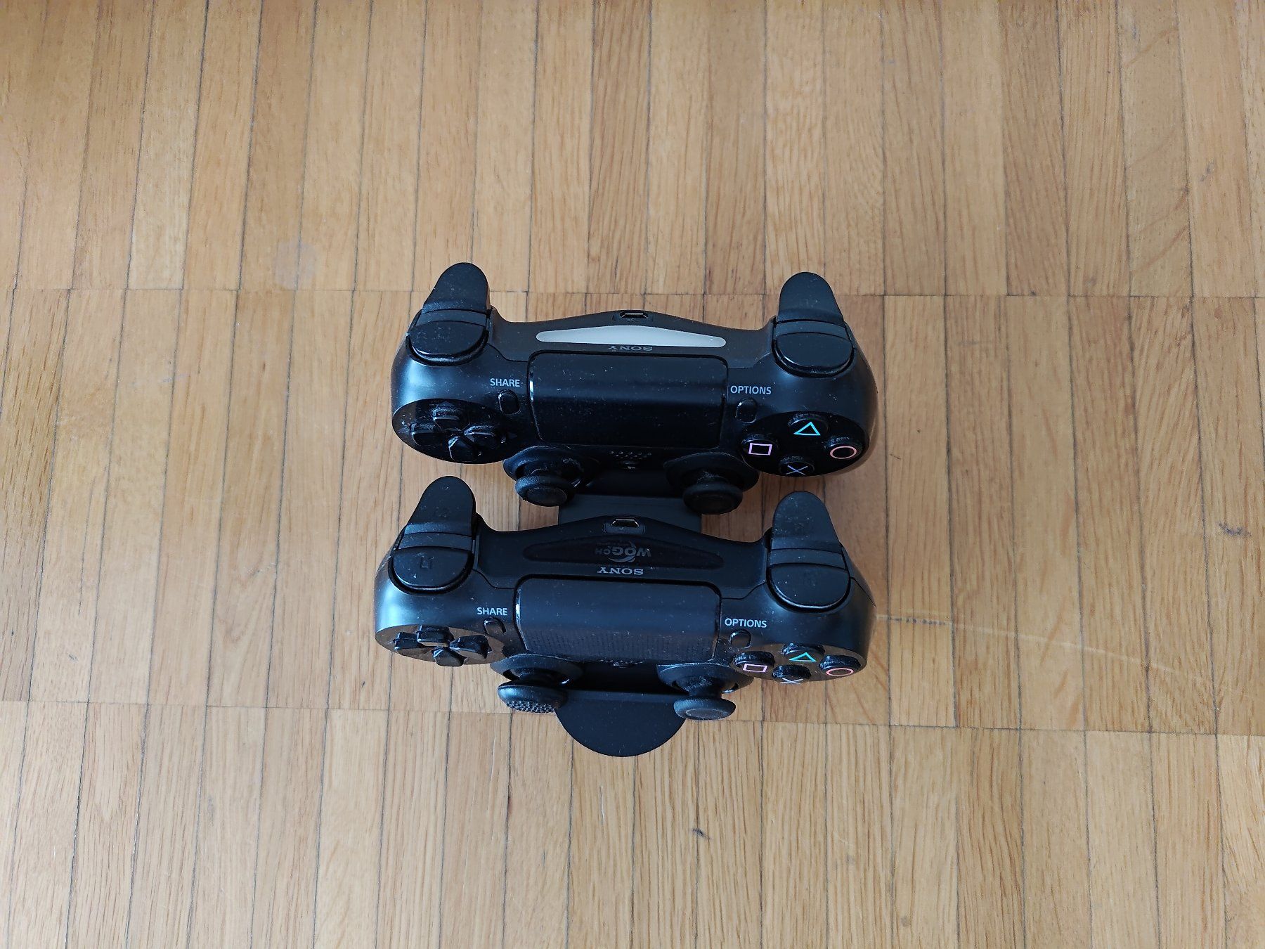 Dockingstation: 2 PS3 Controller mit Charging Dock – Defekt aus Hochdorf von all_u_want 2