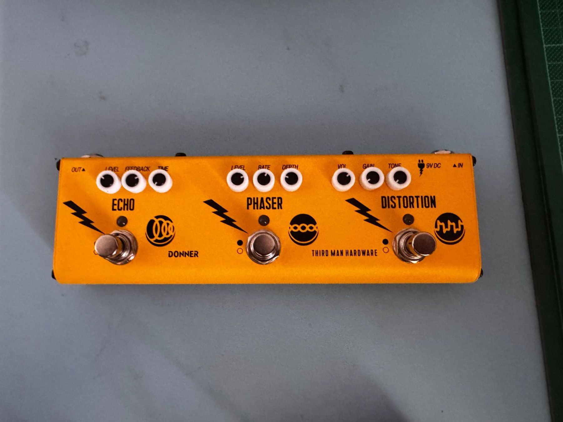 Strumenti musicali: Donner Triple Threat - Yellow edition Third man hardware – Nuovo e nell'imballaggio originale da Bern venduto da Breal8