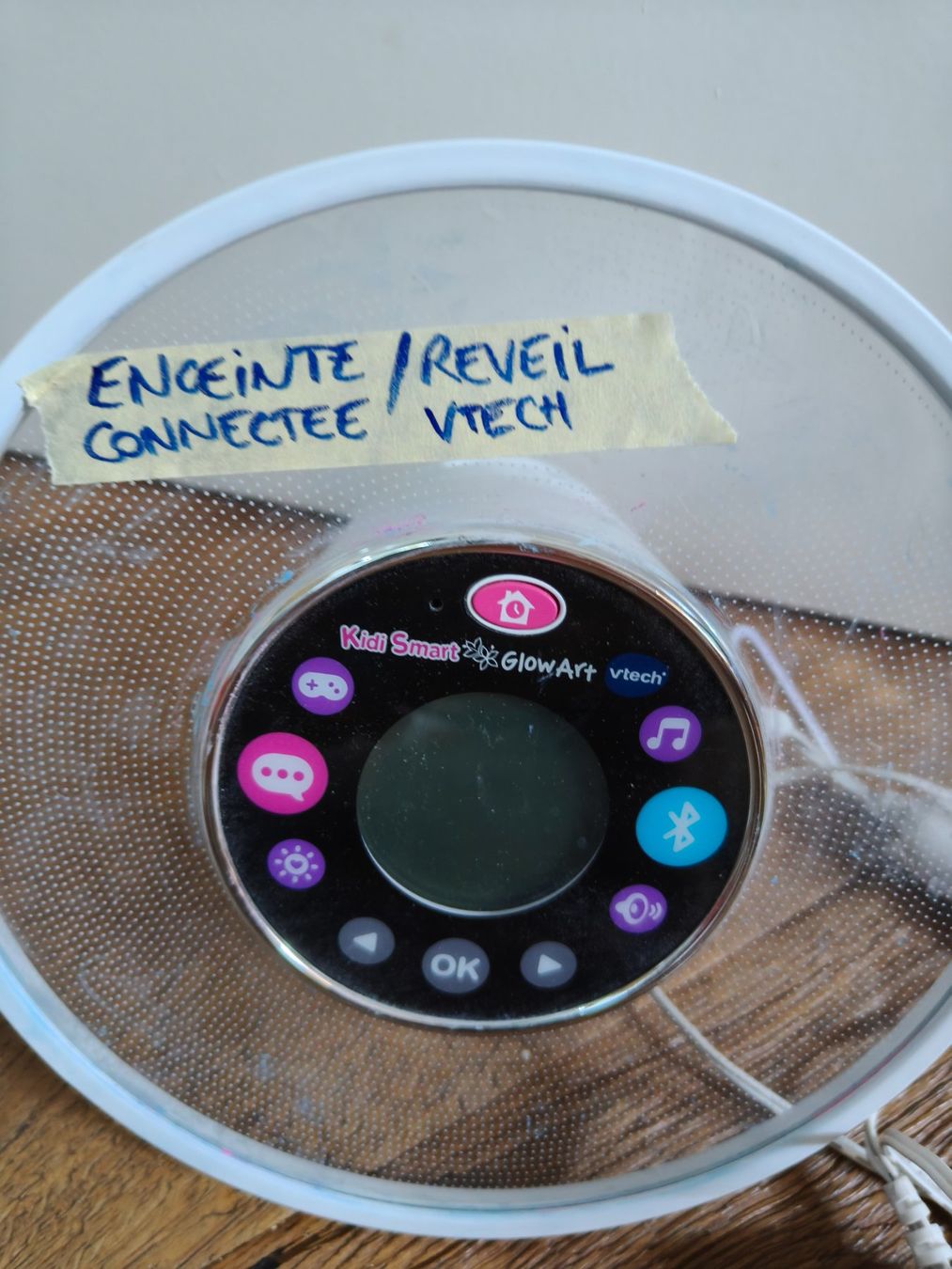 Réveils: Enceinte réveil connectée VTech Kidi Smart Glow Art – D'occasion à fribourg par pegalex 1