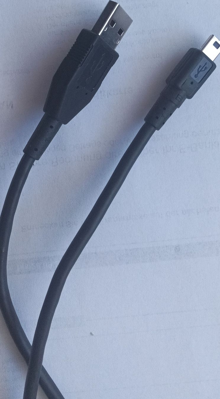 Cavi: USB Kabel schwarz – Usato da Grächen venduto da Eifelelch