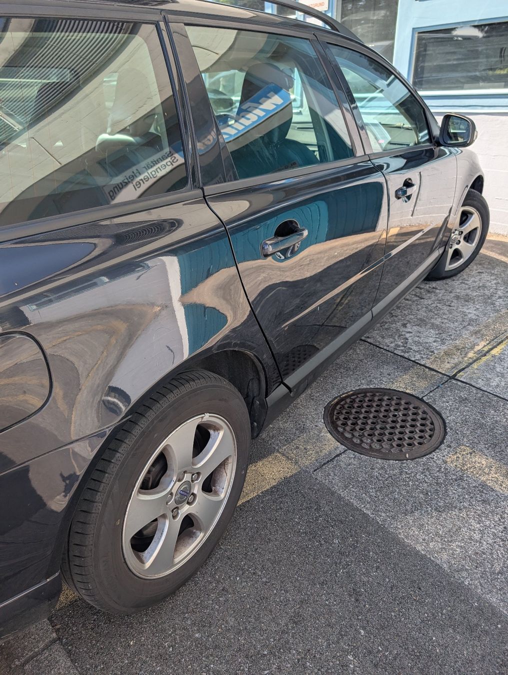 Volvo Automobili: Volvo V 70 2.0 – Usato da Lenzerheide/Lai venduto da Porsches 4