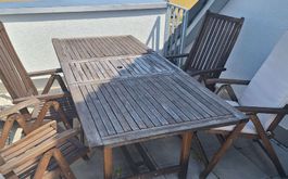 Gartentisch Holz braun mit 4 Stuhlen guter Zustand