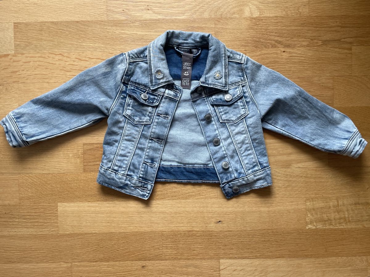Giacche: Jeansjacke – Usato da Zürich venduto da Elisavetpapadopoulou