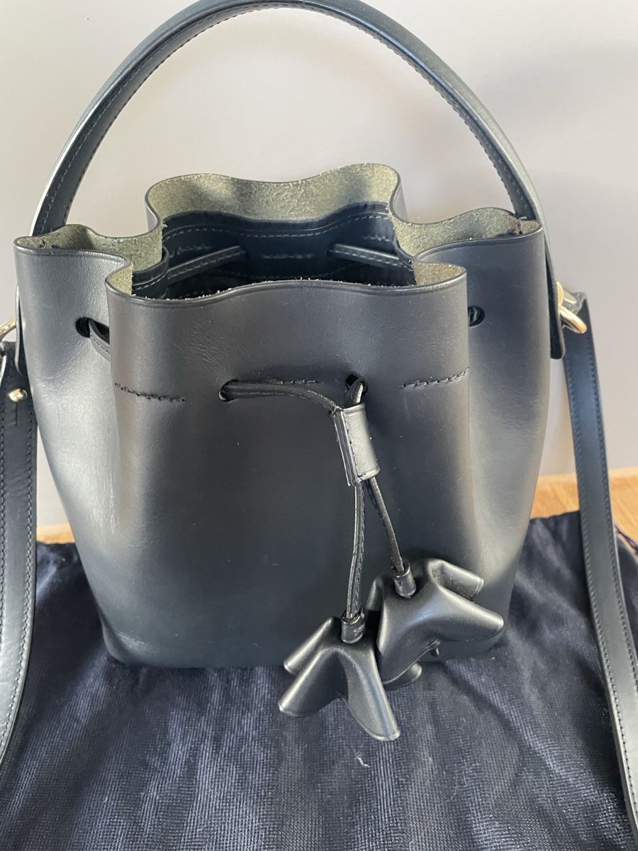 Borse da donna: Celine Lefebure Beuteltasche dunkelblaues Leder – Usato da Baar venduto da sabisun66 1