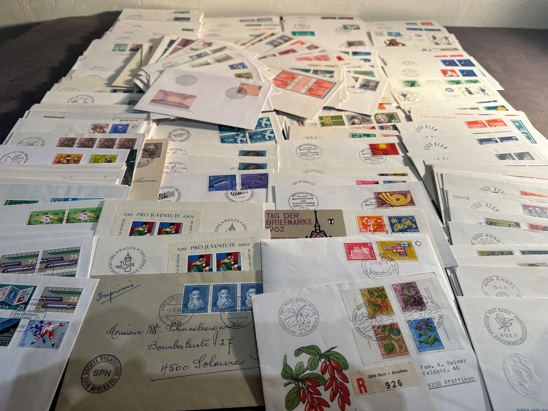 Tutti i francobolli: Sammlung Schweiz Briefe Sonderbriefe FDC usw. – Usato da Stettfurt venduto da 2442