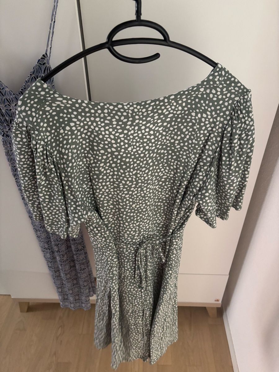 Lotti di vestiti: Kleid Mango und Vero Mode - Grösse L – Usato da Geroldswil venduto da ele_7hkp 2