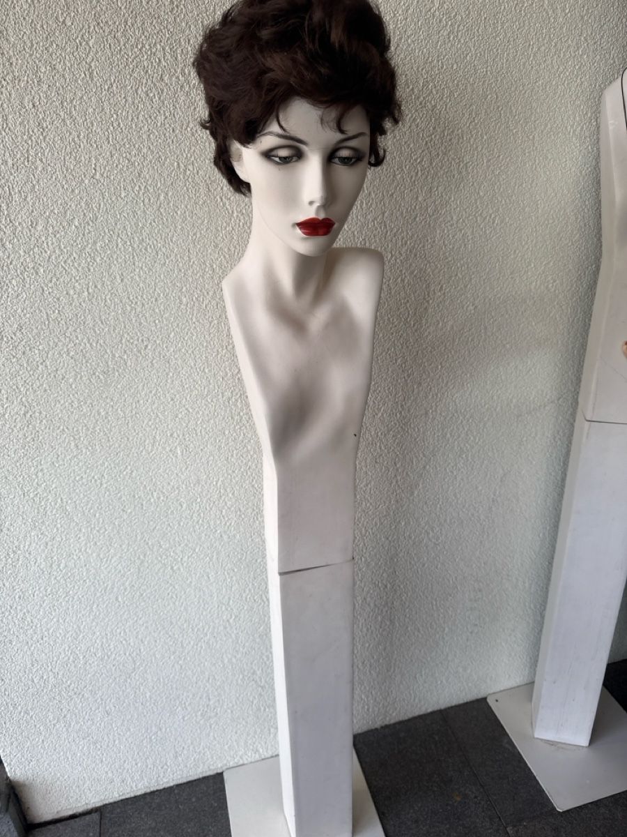 Altro in Decorazioni & Accessori: Schaufenster Puppe – Usato da Horriwil venduto da Carrera68