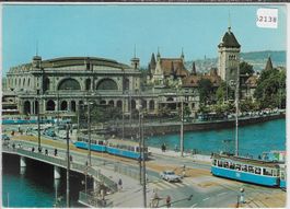 Zürich - Bahnhof mit Tram