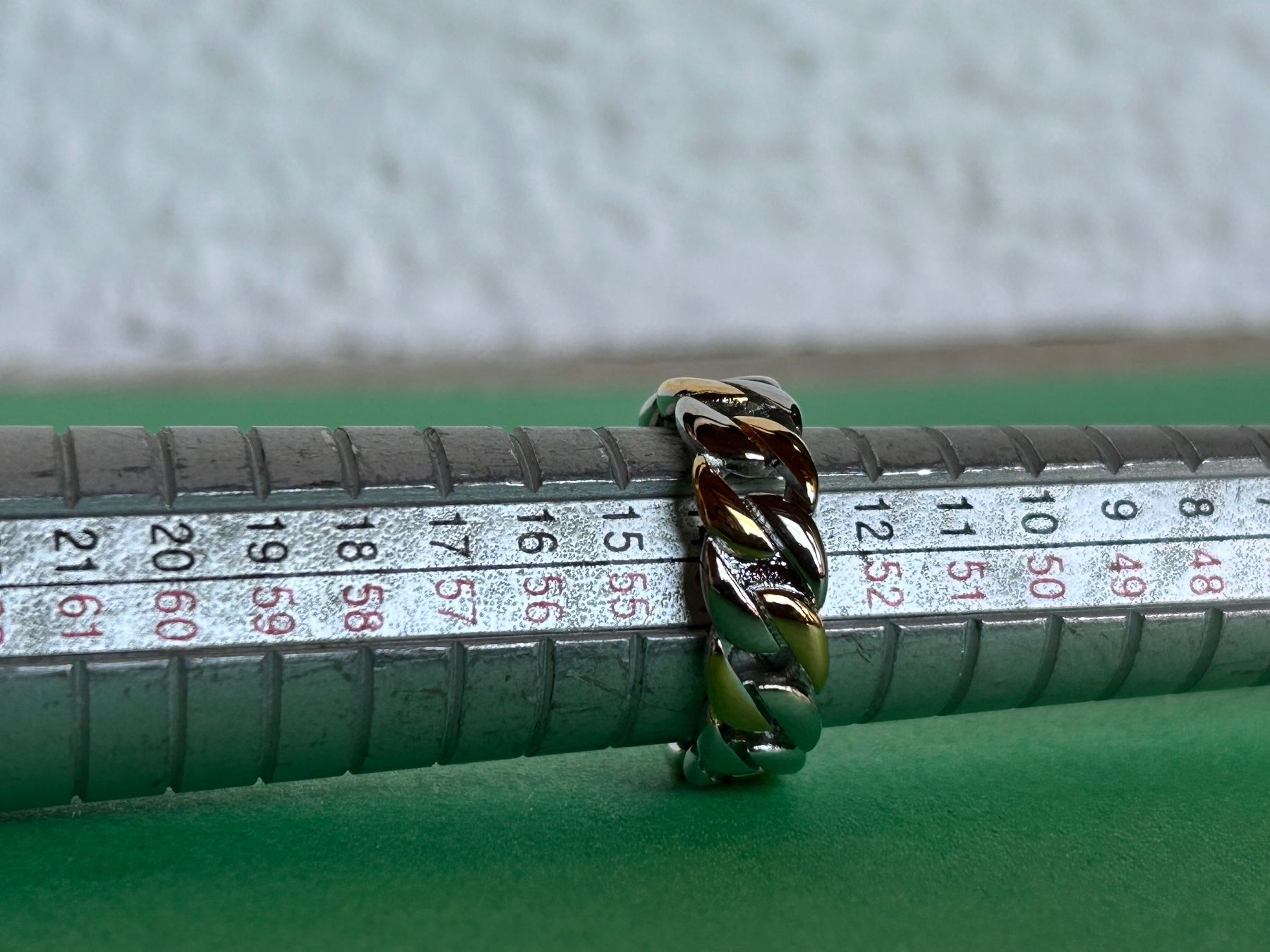 Ringe: Panzerketten Ring silbergold (57) – Gebraucht aus Laufen von Bellavitaboom 9
