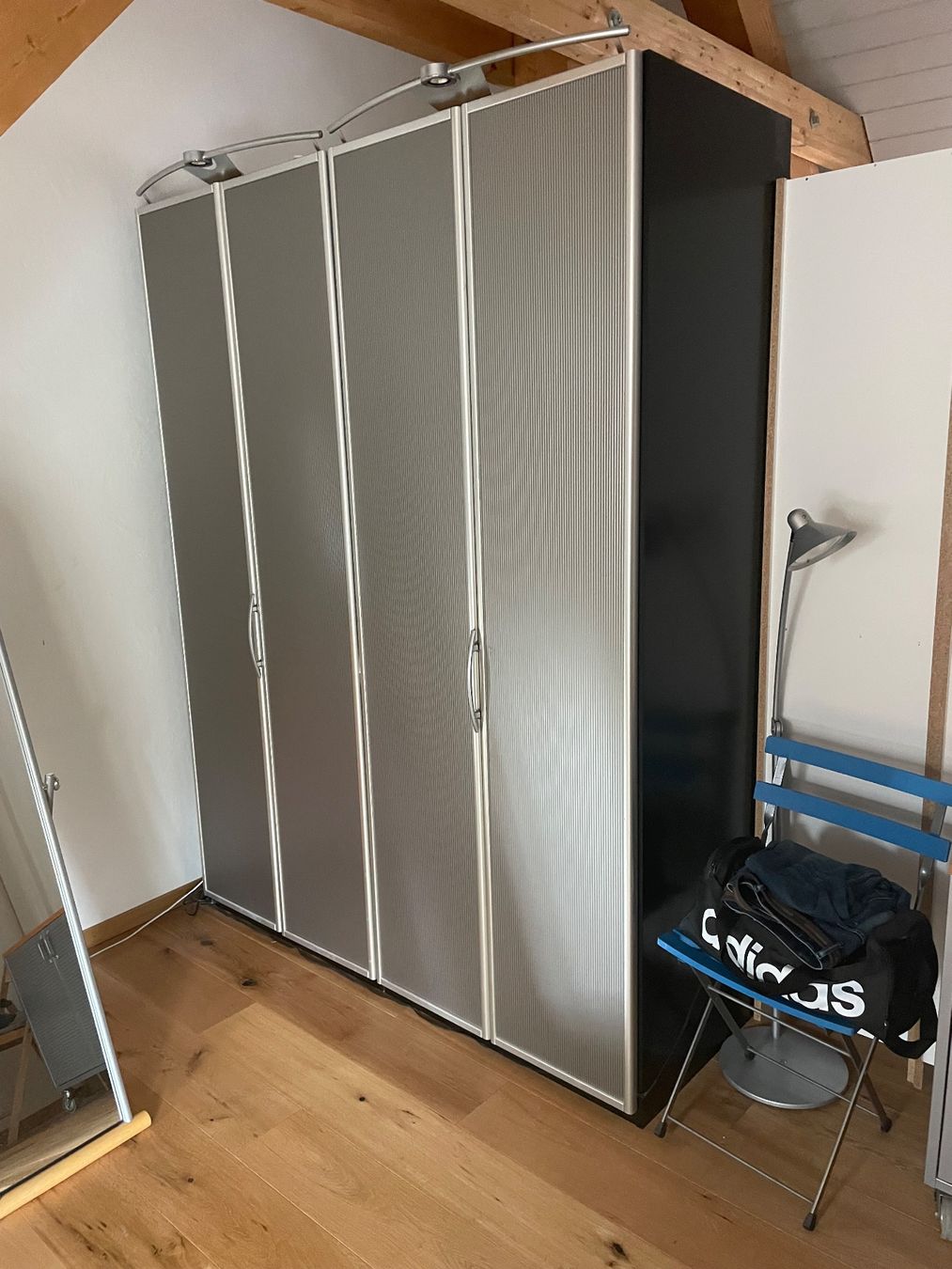 Pfister Armadi: Schrank - Industrial Design – Usato da Murten venduto da Claburk 1
