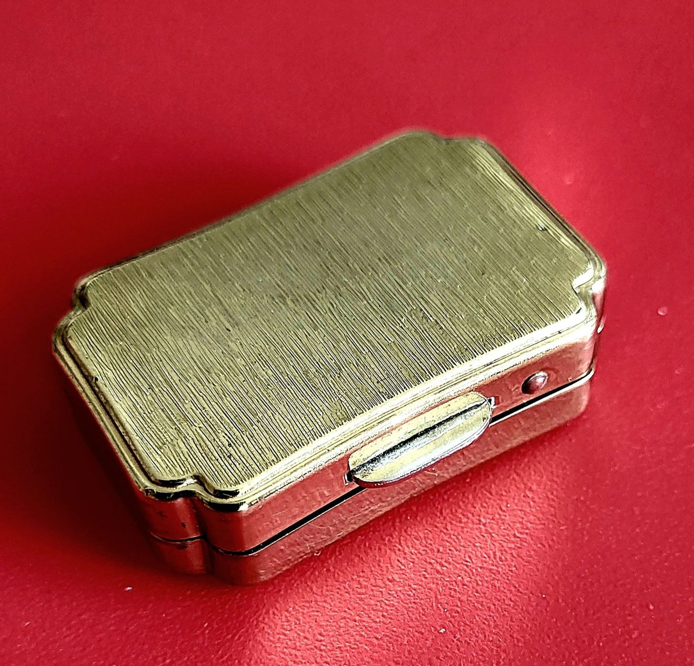 Behälter & Ähnliches: Assugrin Döschen - Pillendose - Tablettendose – Gebraucht aus Oberwil BL von Spartaner01