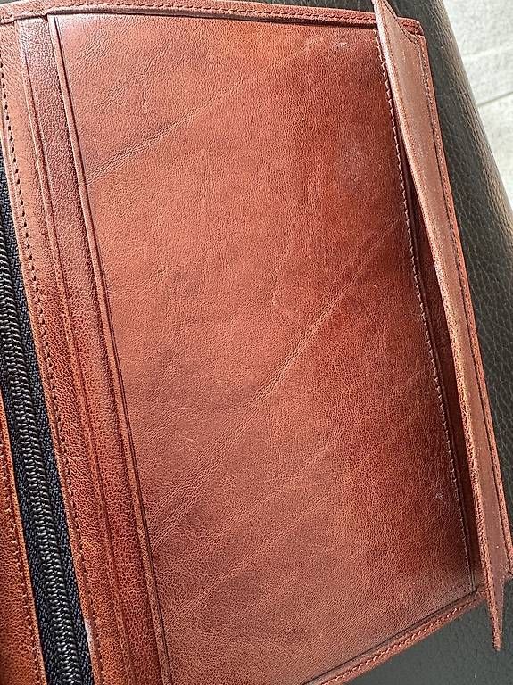Altro in  Abbigliamento & Accessori: Leder Ausweisetui – Nuovo (secondo la descrizione) da Bremgarten AG venduto da Honeybooker 4
