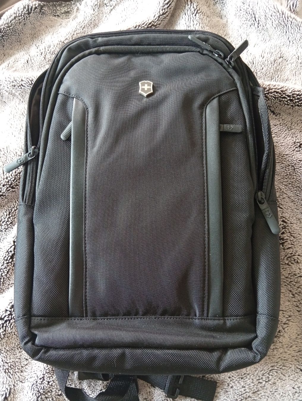 Victorinox Sacs à dos: Victorinox Laptop Rucksack Neu – Neuf avec emballage d'origine à Zürich par kin_5jm2