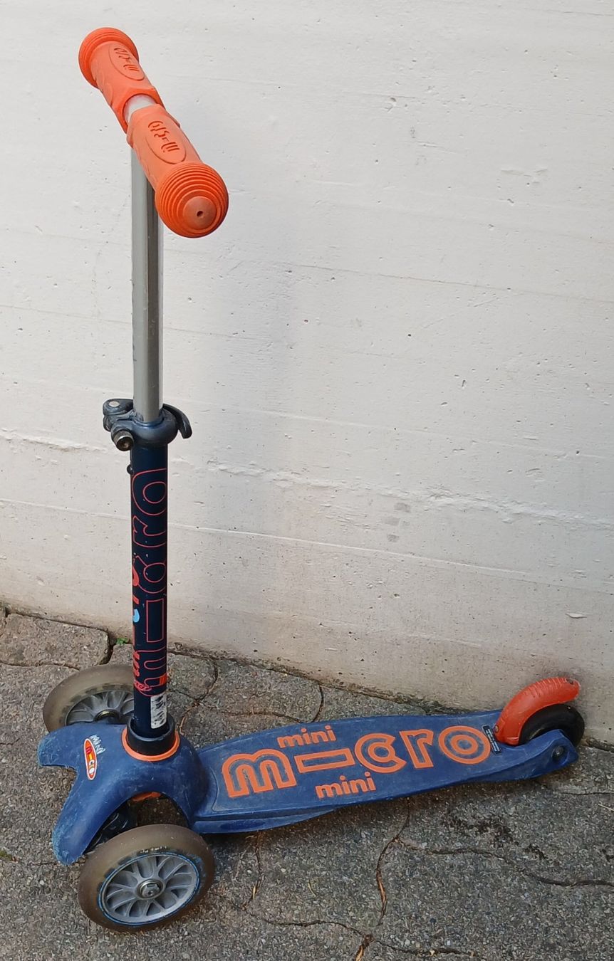 Micro Kickboard: Kinderroller Mini Micro – D'occasion à Sissach par mar_xc7r
