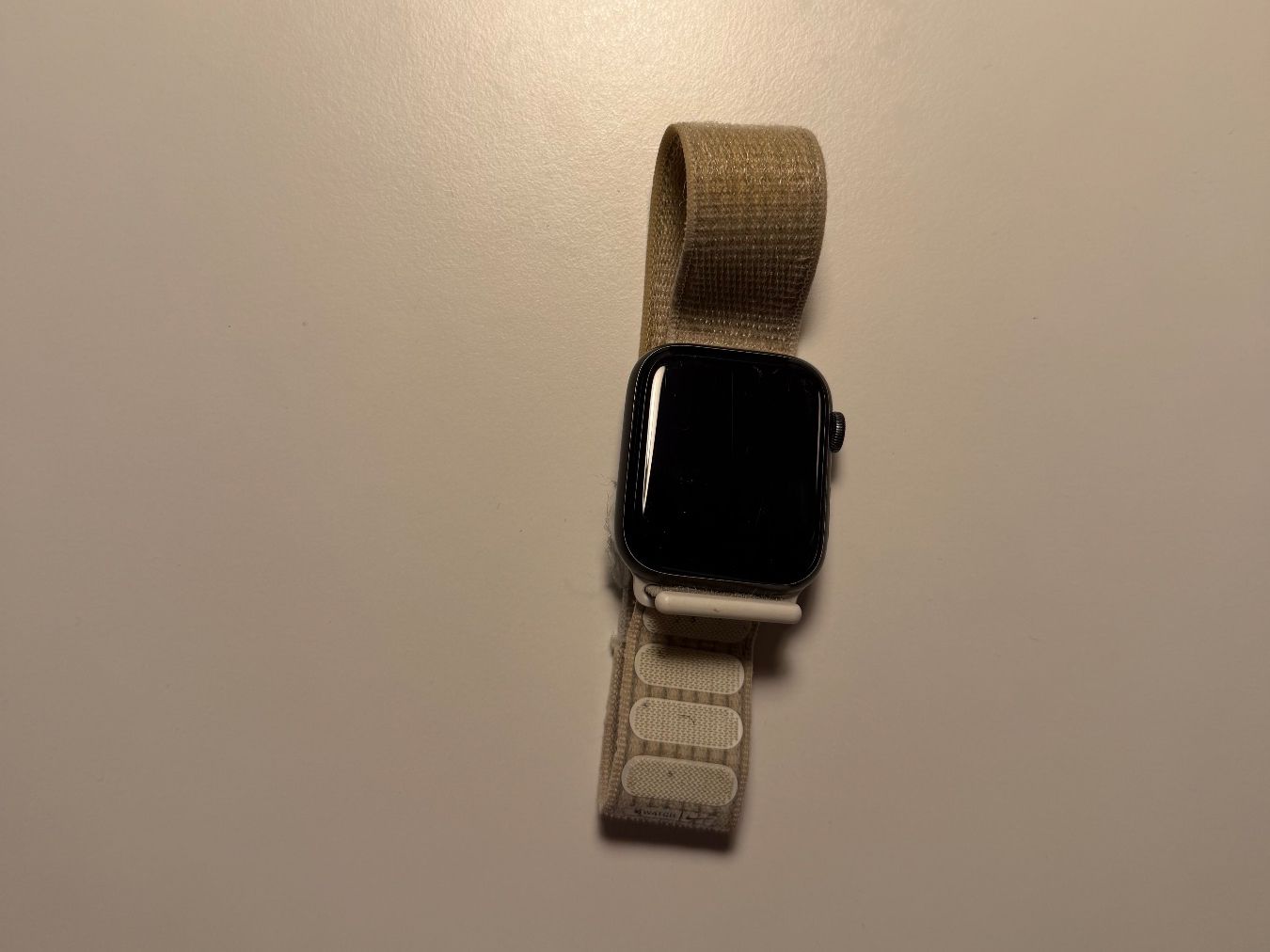 Apple Smartwatch: Apple Watch SE 2020 – Gebraucht aus Ziefen von J.A.R.V.I.S.