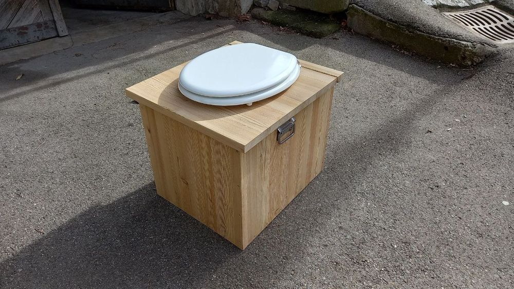 Komposttoilette / Trockentoilette Lärchenholz Kaufen auf Ricardo