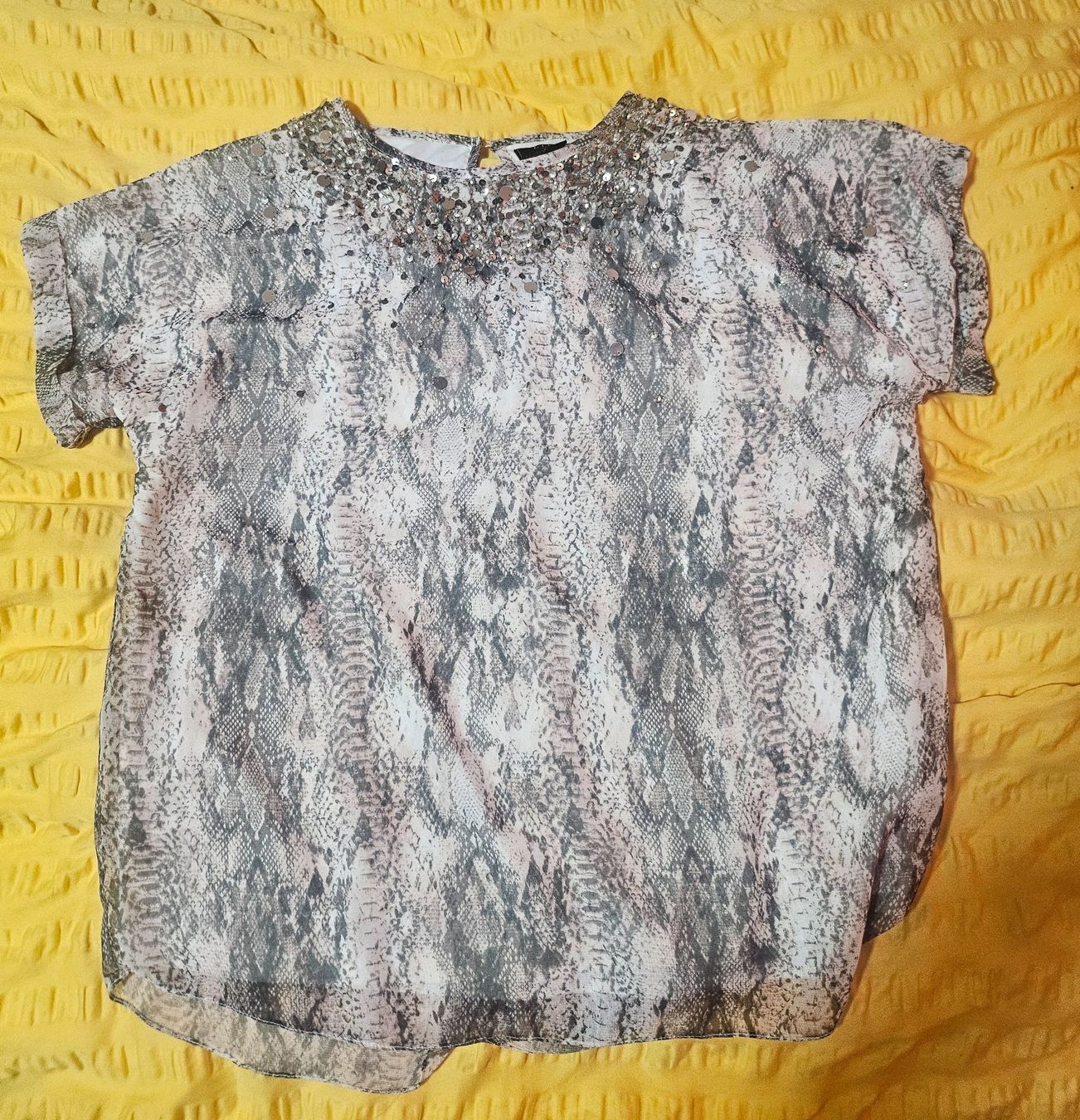 Camicette: Bluse von Lipsy in Snakeprint gr 40 – Usato da Zermatt venduto da ancise