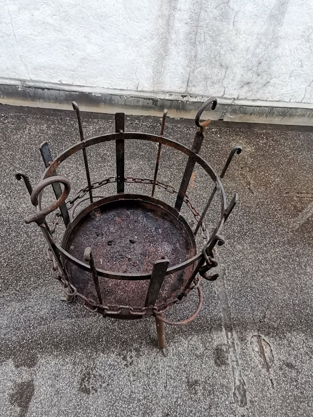 Bracieri: Feuerkorb, Feuerschale, Grill, Feuergrill, Eisenskulptur, Ku – Usato da Wiedlisbach venduto da Kreislaufmaterial 2