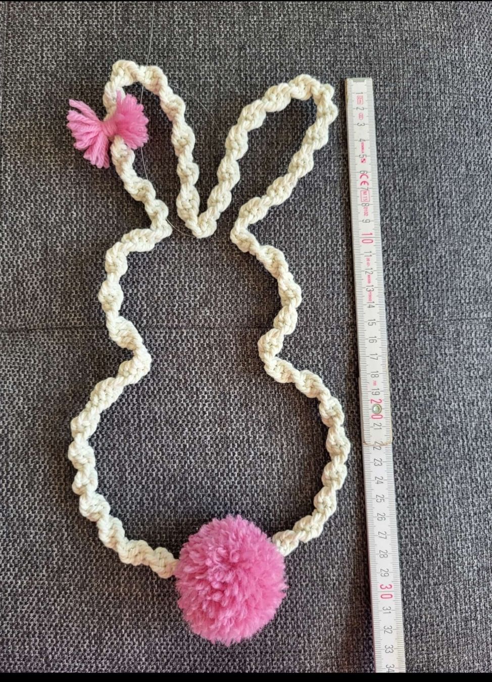 Tutte le decorazioni: Makramee Osterhase ca. 30cm, Handmade, Einzelstück – Nuovo (secondo la descrizione) da Felben-Wellhausen venduto da Brummbaer90