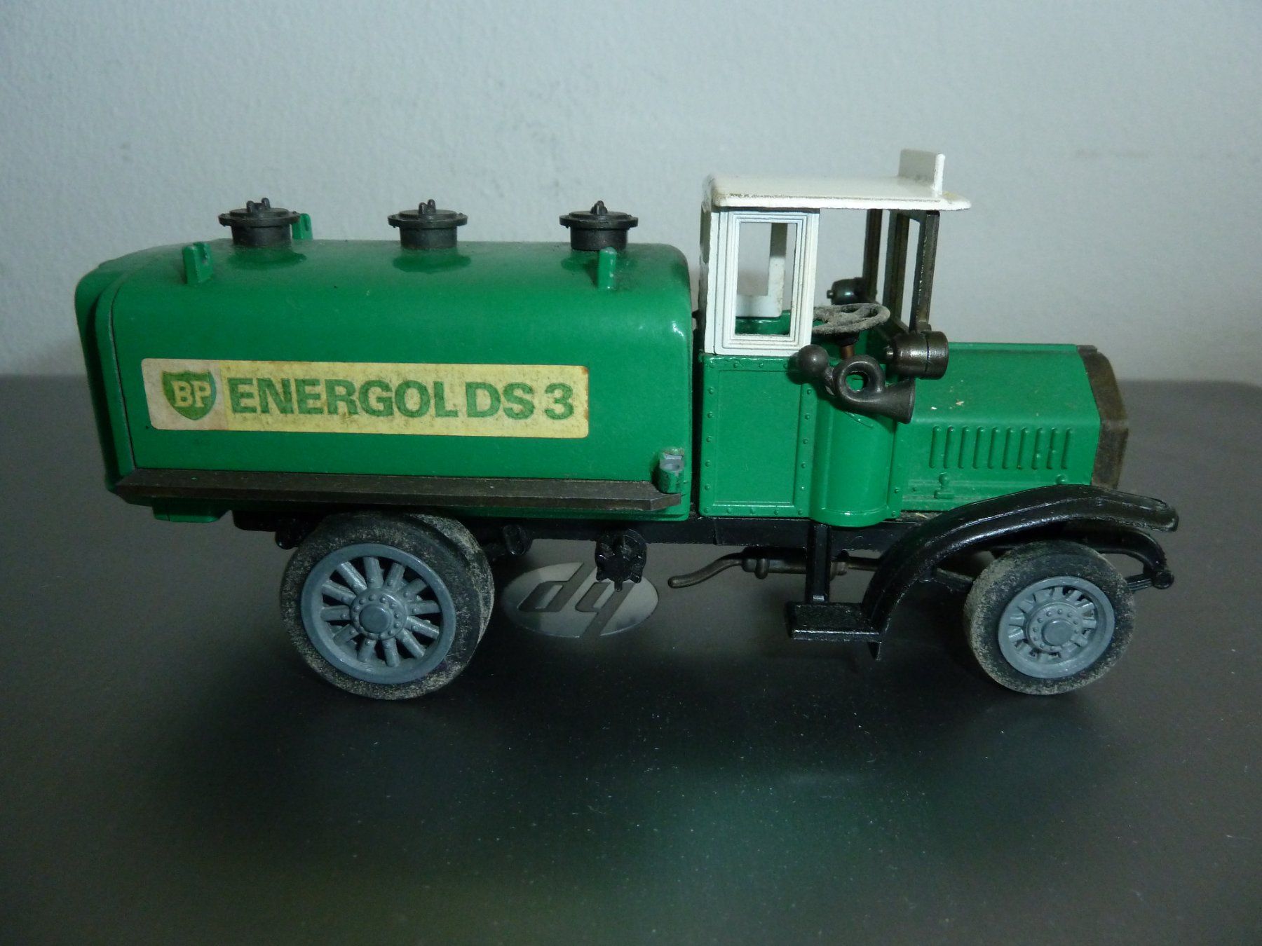 Modellautos: 4 OLDTIMER  MODEL-AUTOS – Gebraucht aus Thalwil von Kumawa0 2