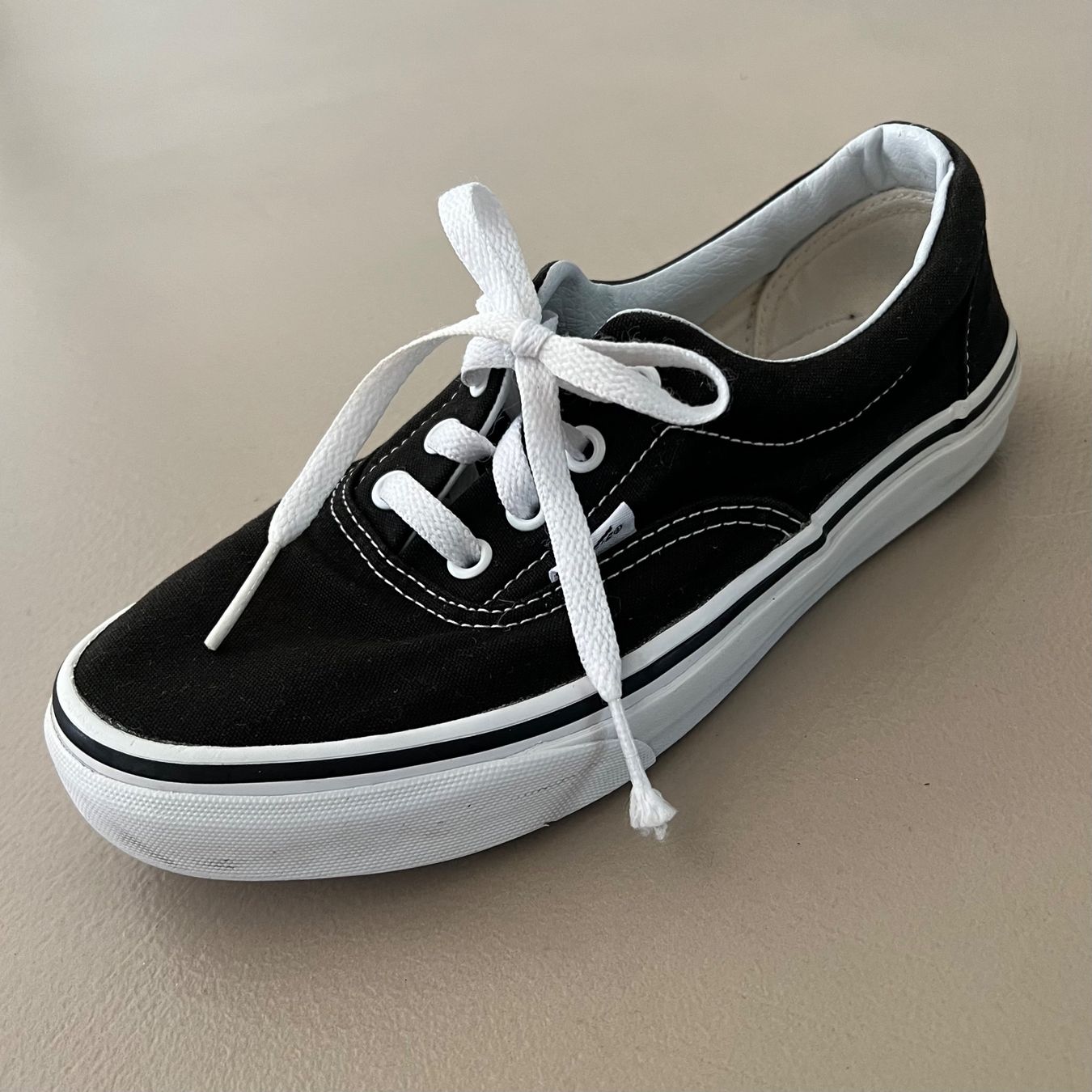 Vans Scarpe da donna: VANS Sneaker 'Authentic' in Schwarz – Usato da zürich venduto da vintage12