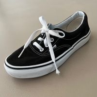 VANS Sneaker 'Authentic' in Schwarz