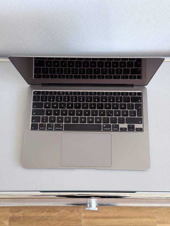 Apple Notebook: Apple MacBook Air 13 Zoll – Nuovo (secondo la descrizione) da Zürich venduto da Pimschayakan 4