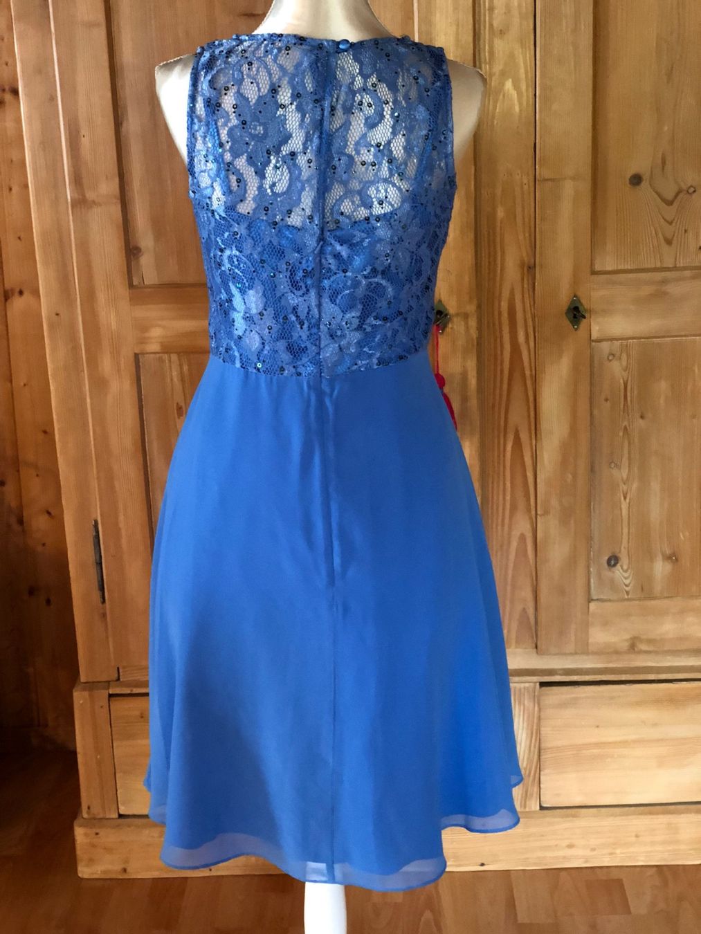 Vestiti: Hübsches Abendkleid Gr. 34 – Usato da Röschenz venduto da Tashroal 2