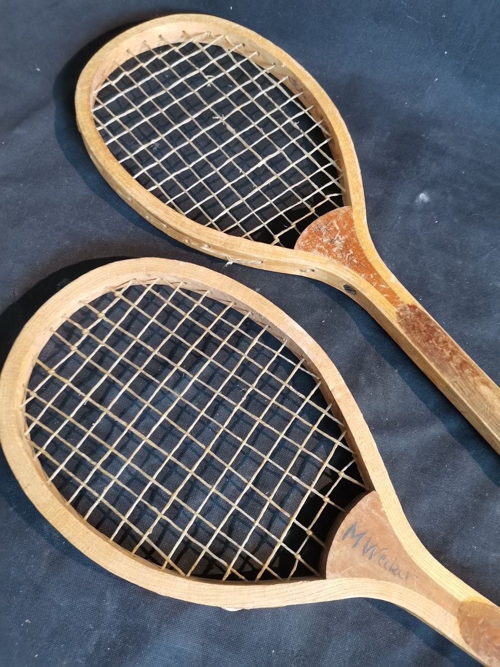 Racchette: Squash Racket M Wecker, alte kleine Rackets – Usato da Wiedlisbach venduto da Kreislaufmaterial 1