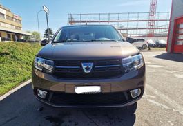 Dacia Sandero 1.0 / 2019 / 8 Fach / Renault Motor