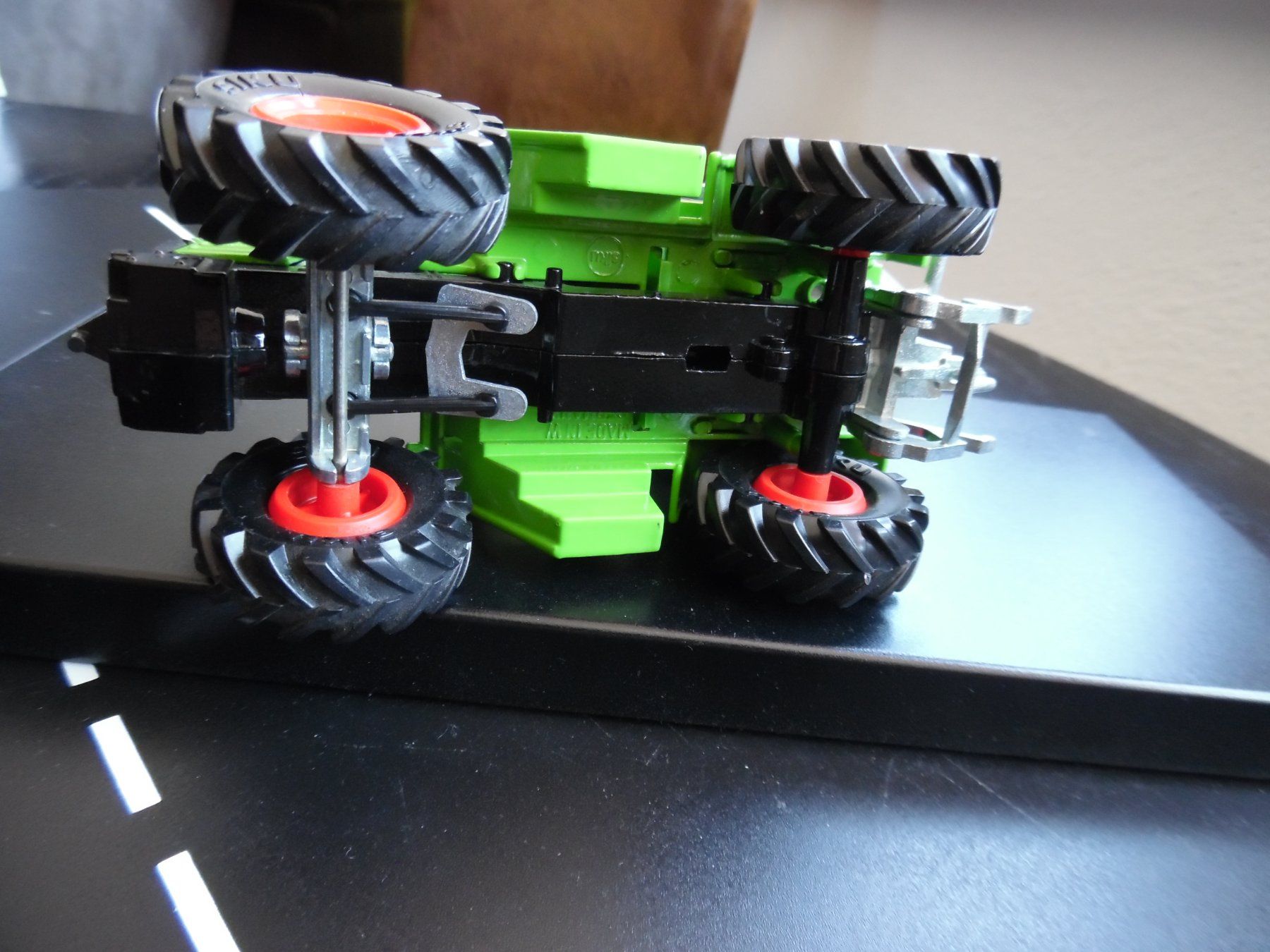 Siku Modellbausätze & Standmodelle: Siku  Traktor Modell MB trac 800 Kipper 1:32 – Gebraucht aus Steinach von suzzi11 8
