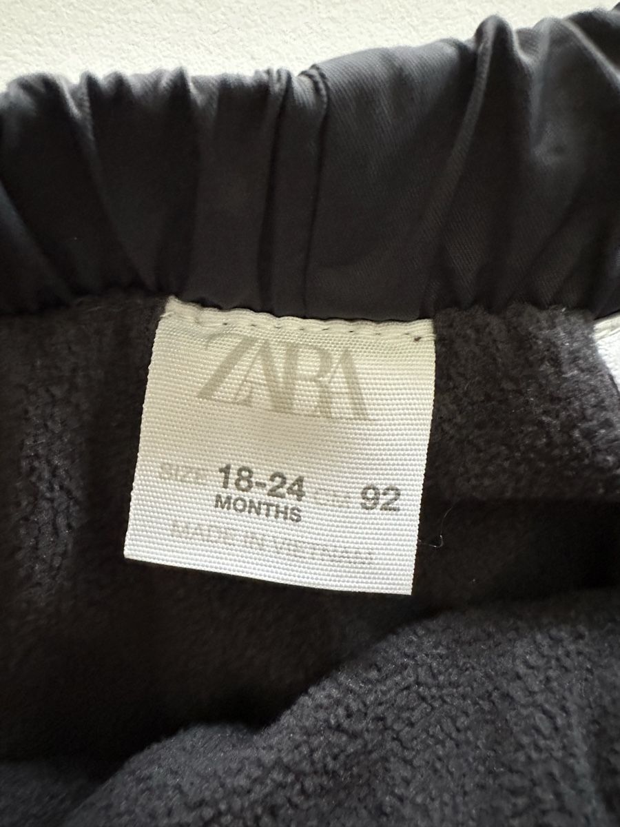Zara Pantaloni: Insulated Outdoor Trousers – Usato da Zürich venduto da KrisZH 1