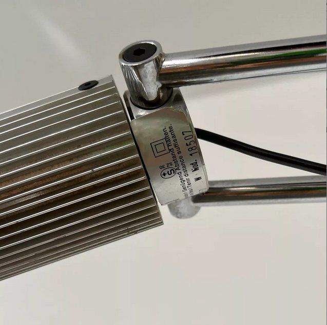 Lampade: Lampe sur pied suisse Haloprofil – Usato da morges venduto da Kus.design 7