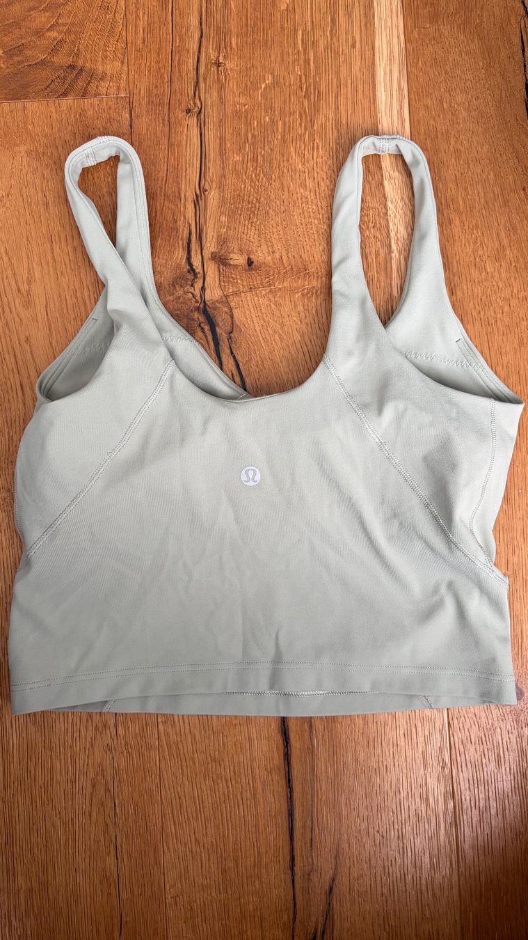 Lululemon Tops: Lululemon Align Top Gr. 6 Farbę Jade Gray – Gebraucht aus Volketswil von Irkasha 1