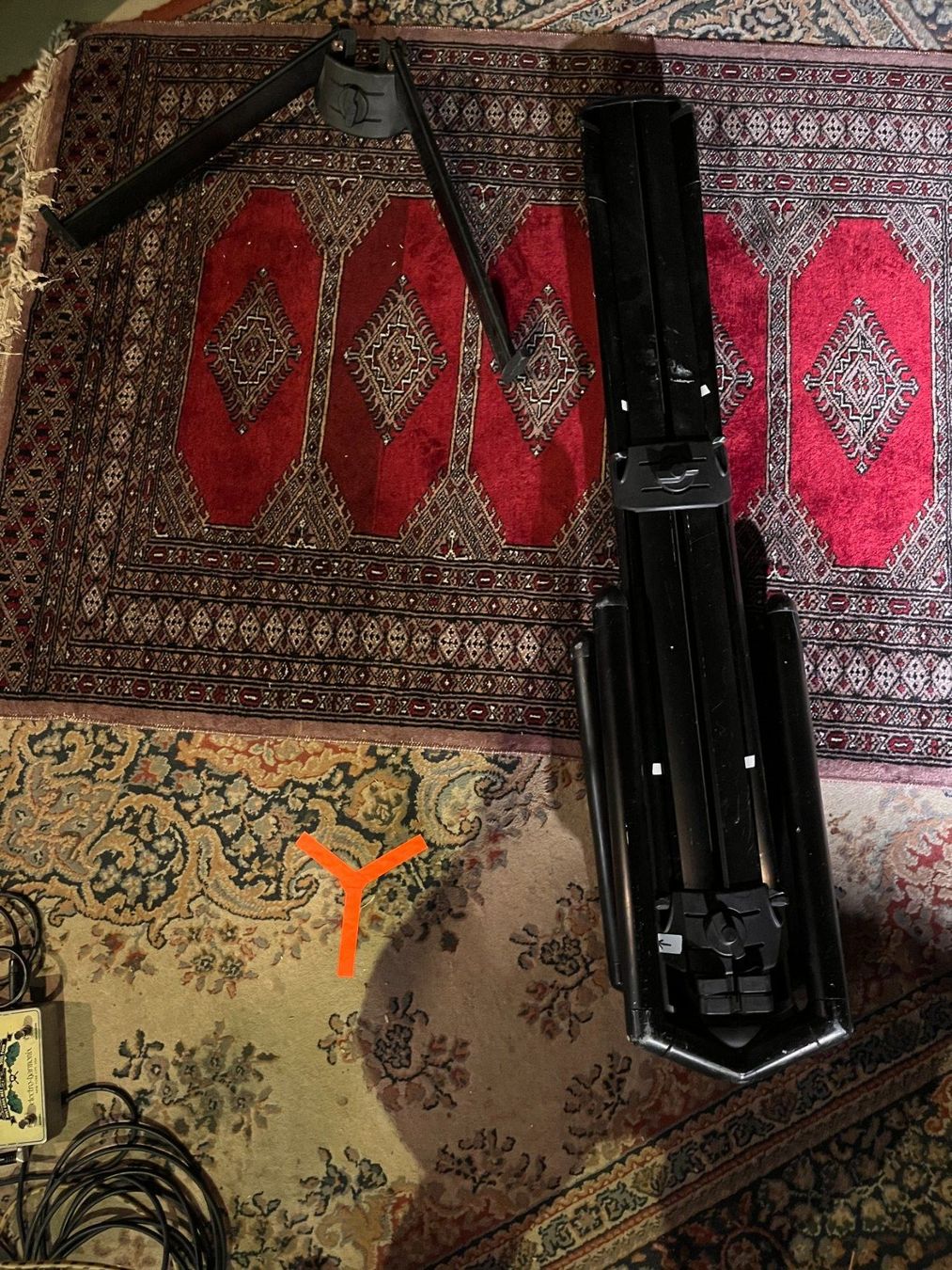 König & Meyer Supporti per strumenti musicali & leggii: König & Meyer 18860 Spider Pro Säulenstativ – Usato da Bern venduto da PJB 1