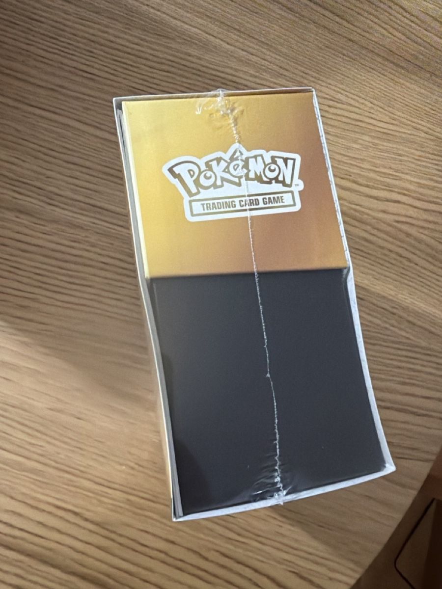 Karten: Pokémon TCG 30th Celebration Elite Trainer Box & Bundle – Neu und originalverpackt aus Aarberg von Ditabln 1