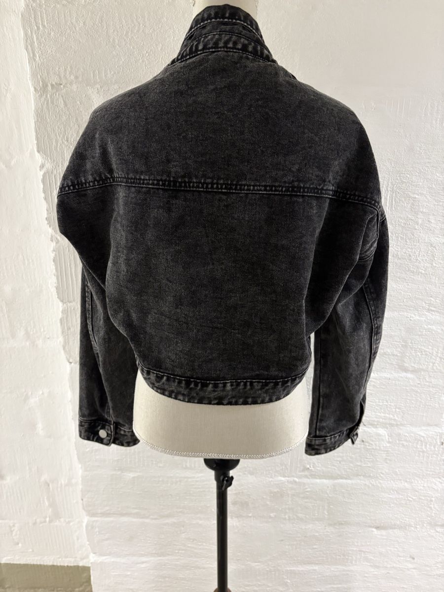 Shein Jacken: Damen Jeansjacke,Gr.M;Shein – Gebraucht aus Winterthur von Nena222 2