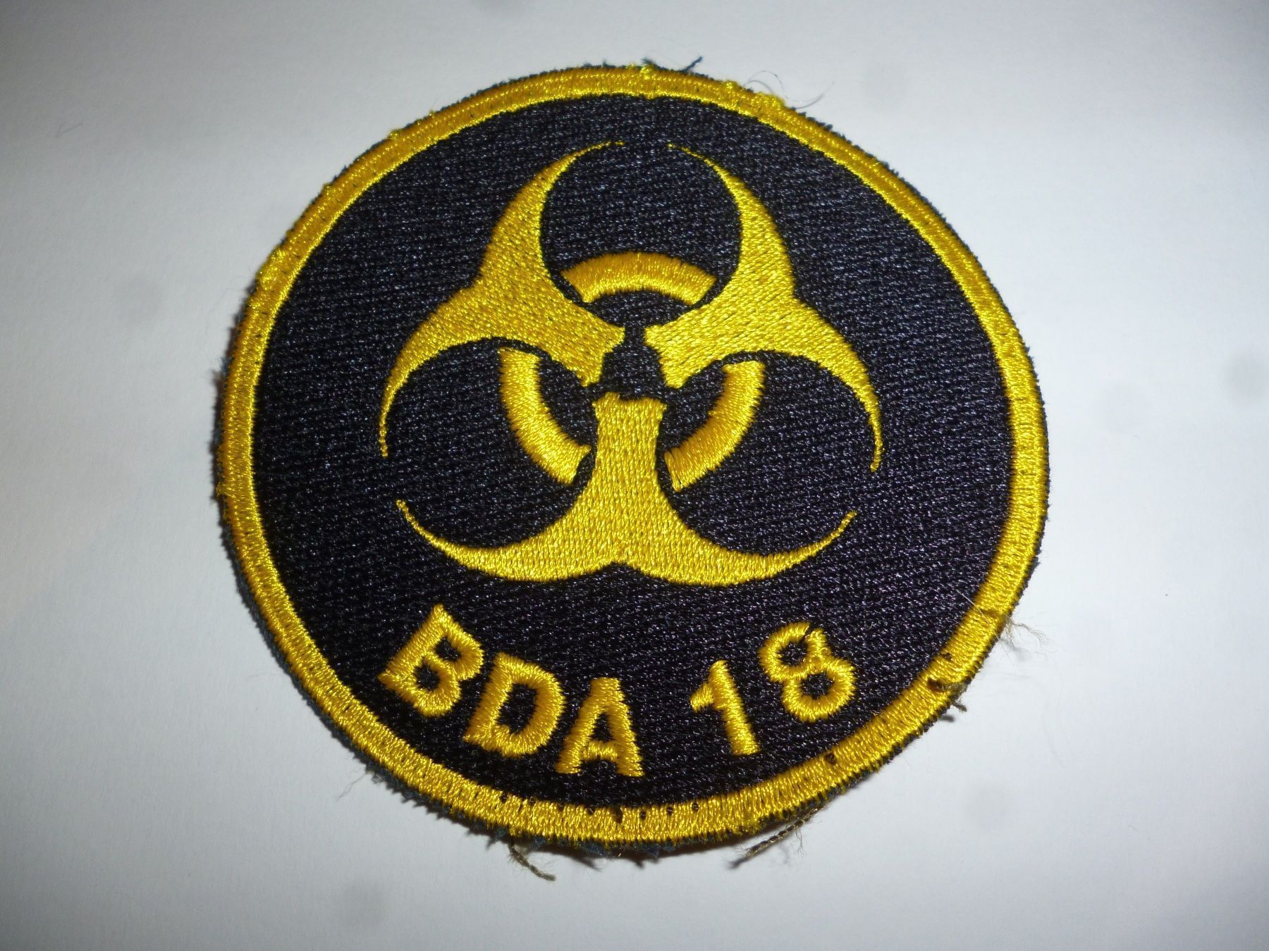 Toppe: Badge BDA 18 – Usato da Oberiberg venduto da stab