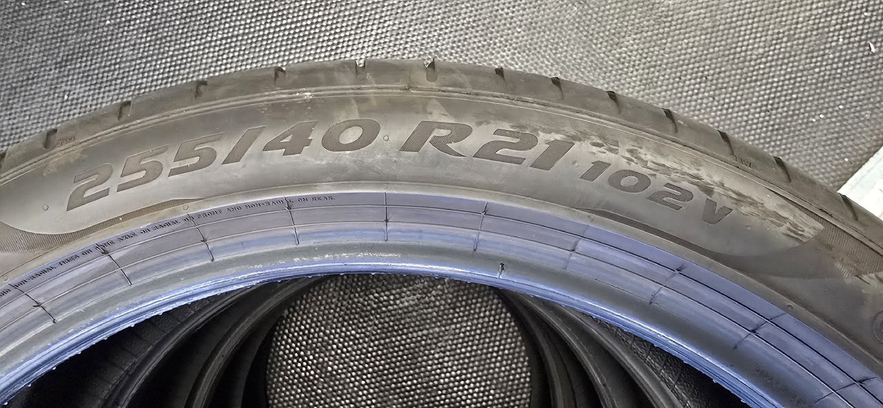 Pneus & Roues: 4 Stk. 255/40R21 Pirelli Pzero  – D'occasion à Kulmerau par Turbo140 3