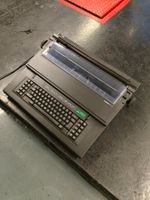 Schreibmaschine Olivetti ET112