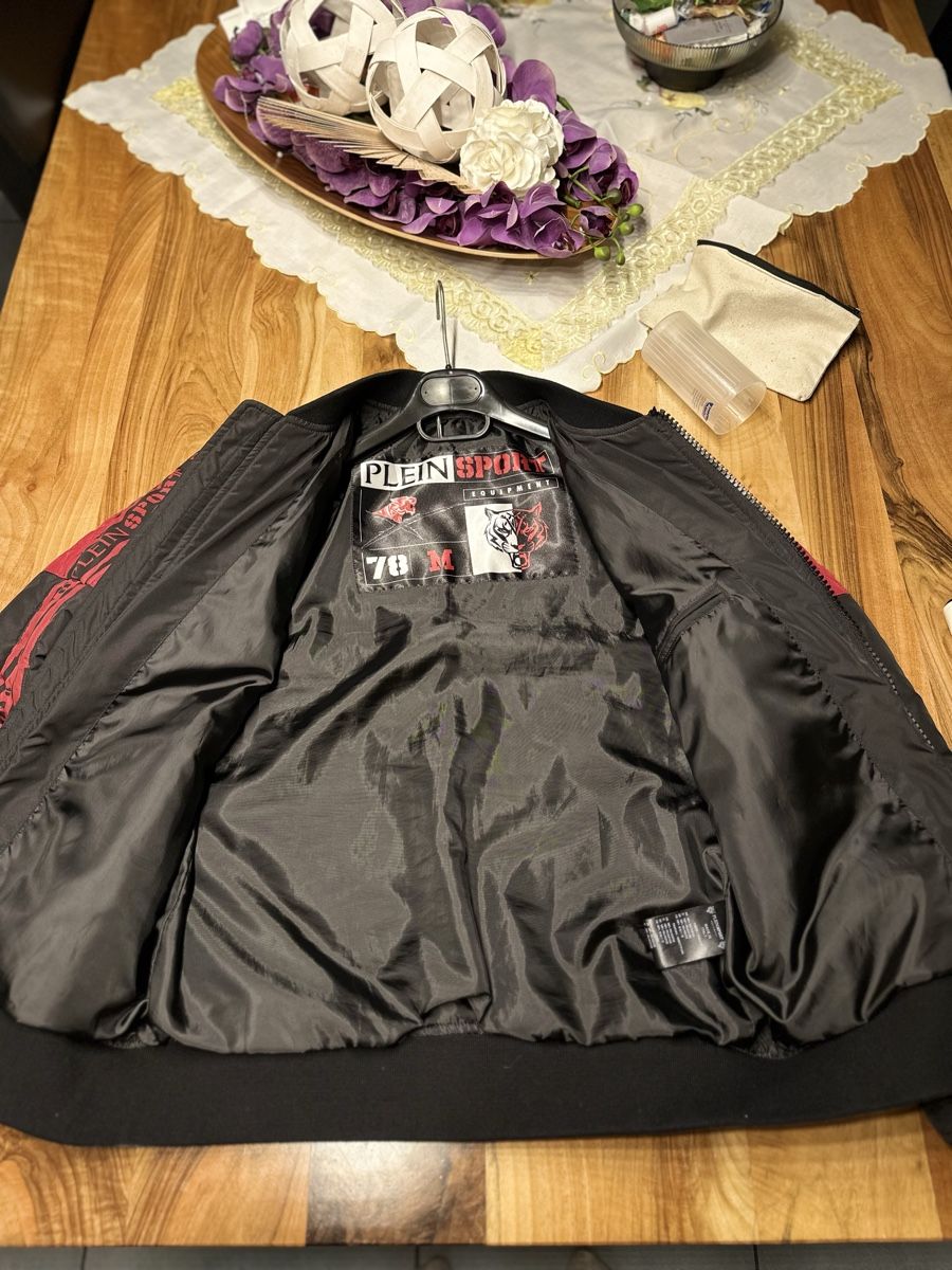 Giacche: Plein Sport Jacke – Usato da Glattbrugg venduto da Samuelcolella 1