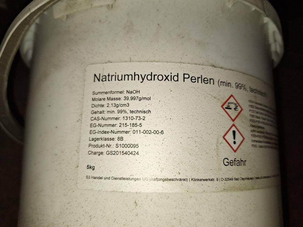 Natrium Hydroxid (Neu und originalverpackt) in Näfels für CHF 26 – mit ...