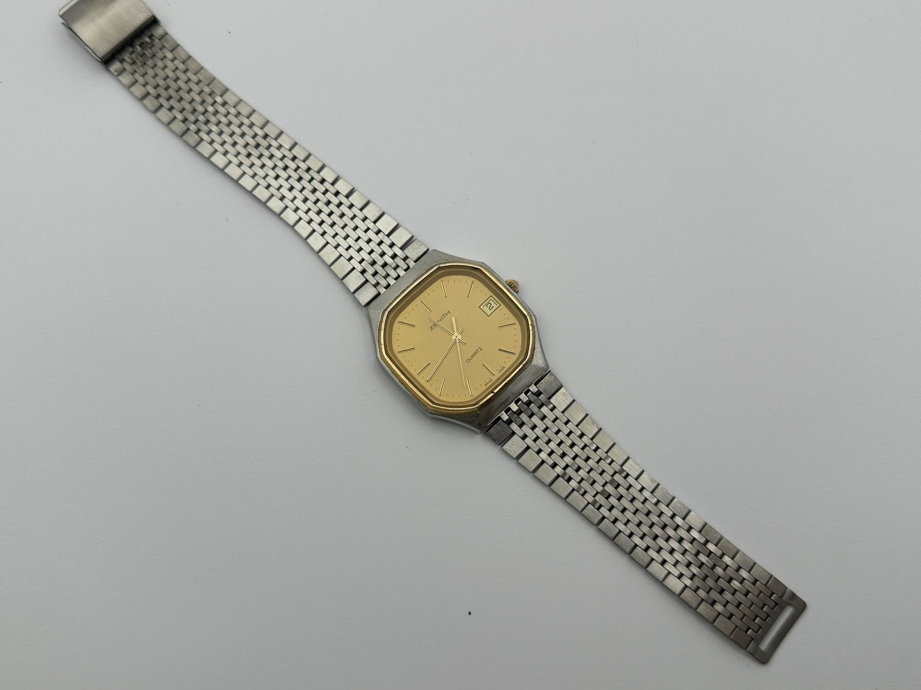 Zenith Orologi: Zenith Quarz Armbanduhr 19.0020.237 – Usato da Bassersdorf venduto da AnkerWatch 1