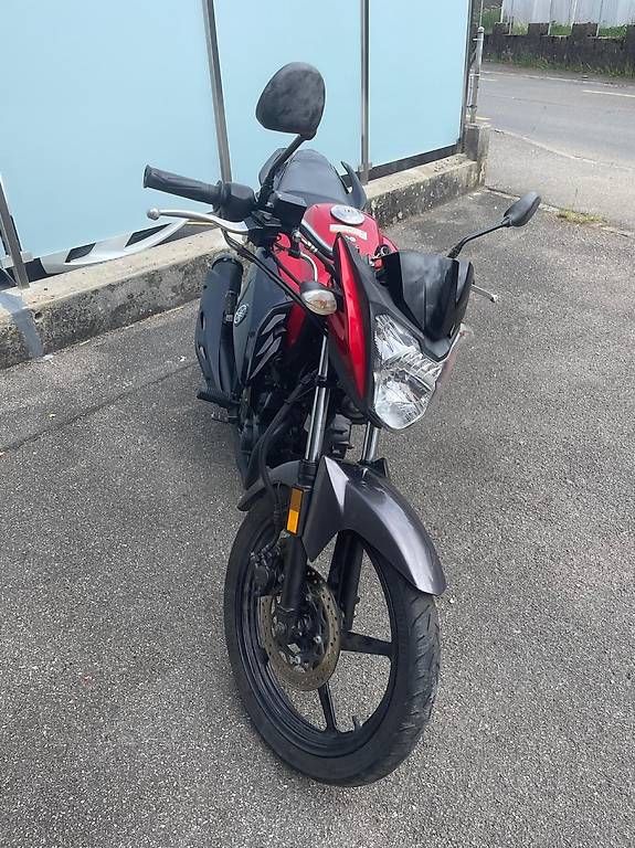 Strada: Yamaha  – Usato da Courfaivre venduto da Artlor