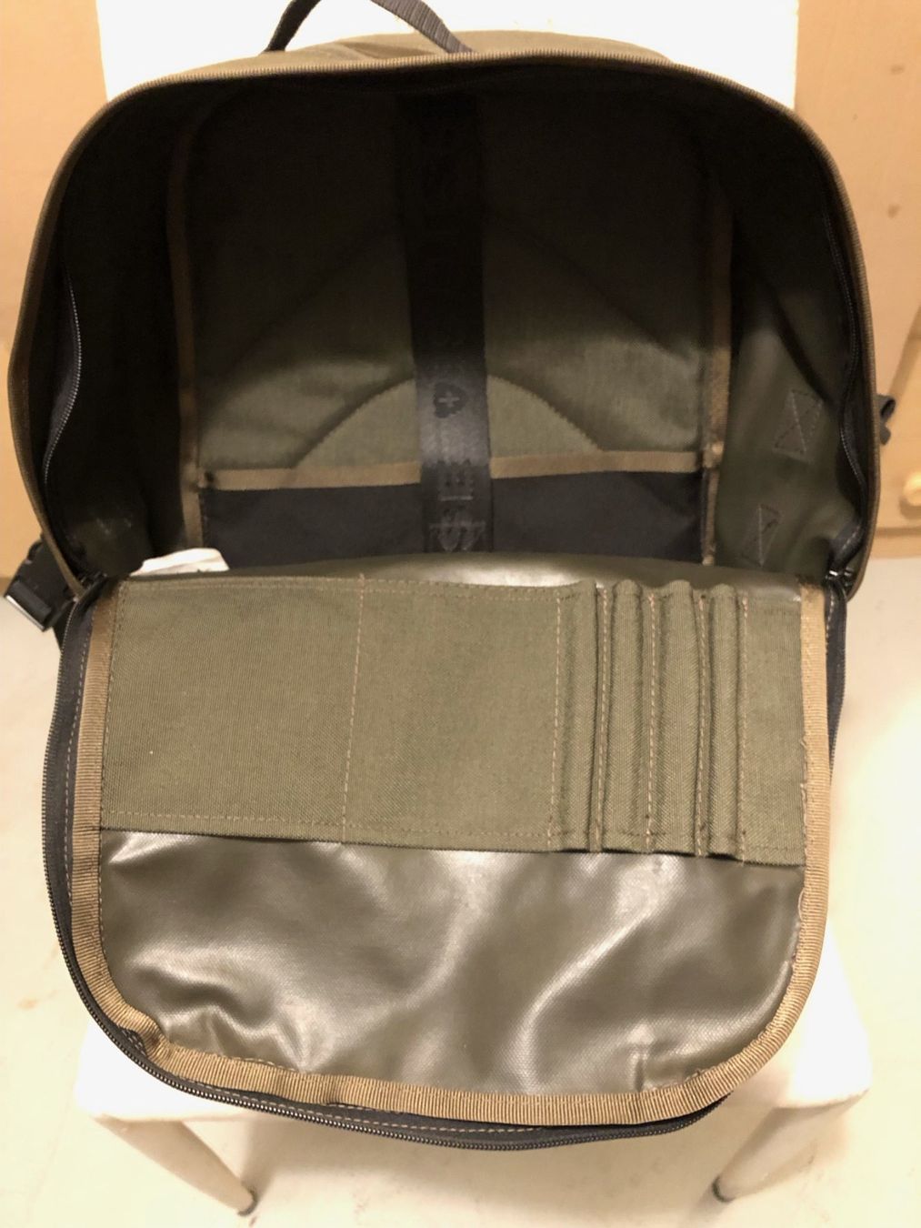 Schweizer Armee Rucksäcke: Militär Tagesrucksack – Gebraucht aus Gümmenen von Ug6 2