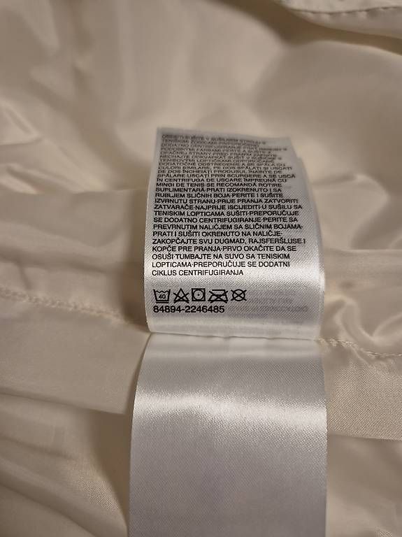 C&A Altro abbigliamento per bambina: Neue Mädchen Stepweste 128 – Nuovo (secondo la descrizione) da Koppigen venduto da abu_5syv 4