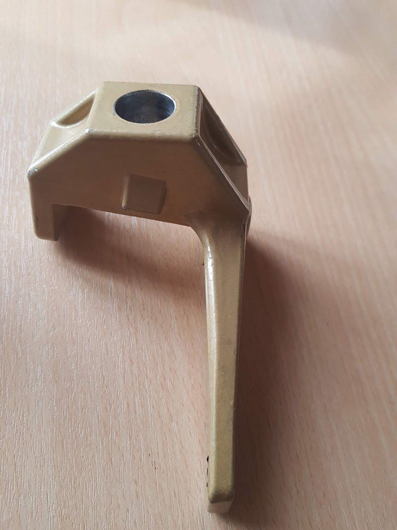 Accessori per altri veicoli: Seltener SH Original Achsschenkel ("Gebraucht") – Usato da Bretzwil venduto da Electronik01 1