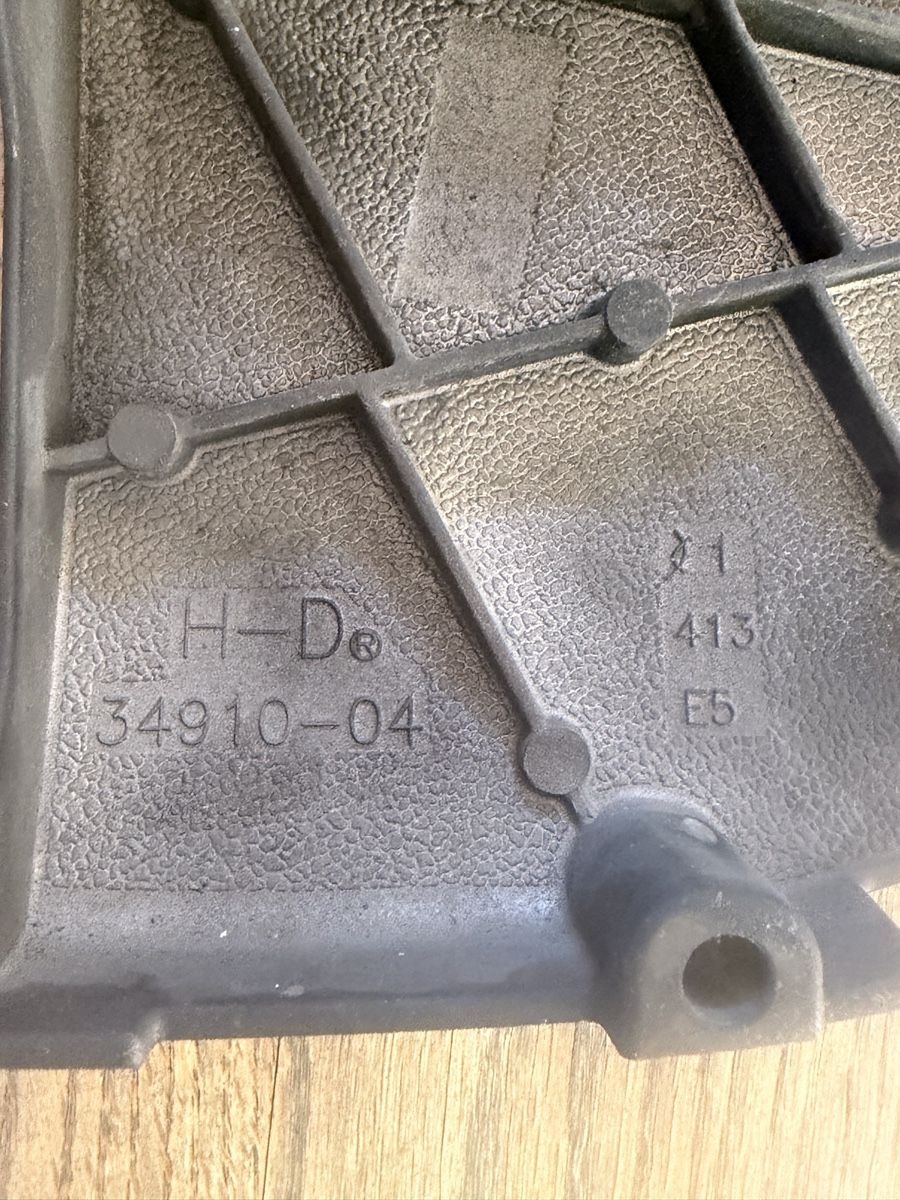 Harley-Davidson Tutti i ricambio per moto: Nockenwellendeckel  – Usato da Möhlin venduto da murphy67 3