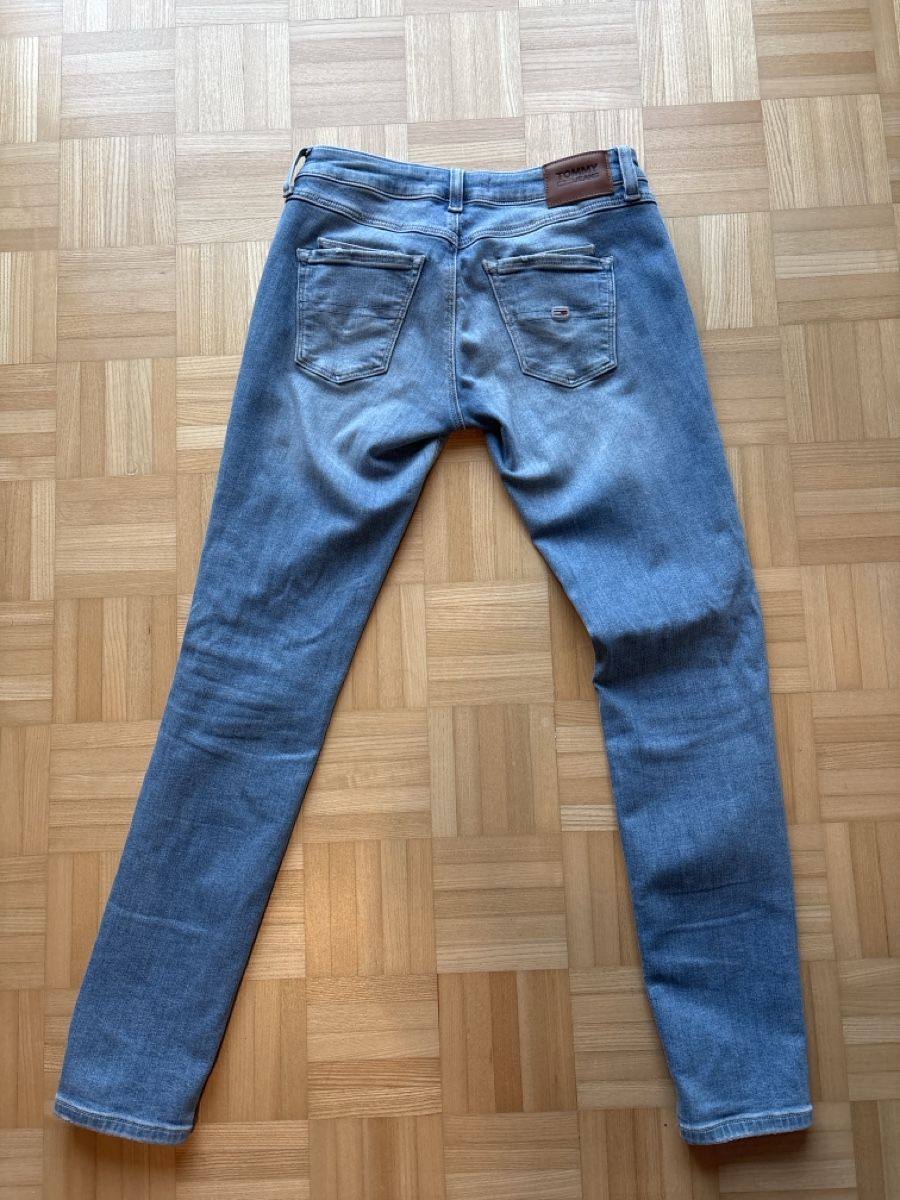 Tommy Hilfiger Jeans: Tommy Hilfiger Jeans – Usato da Spiez venduto da maene11 2