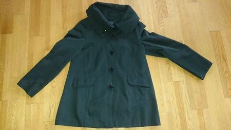 Übergangsjacke mit tollen Kragen in Schwarz 40